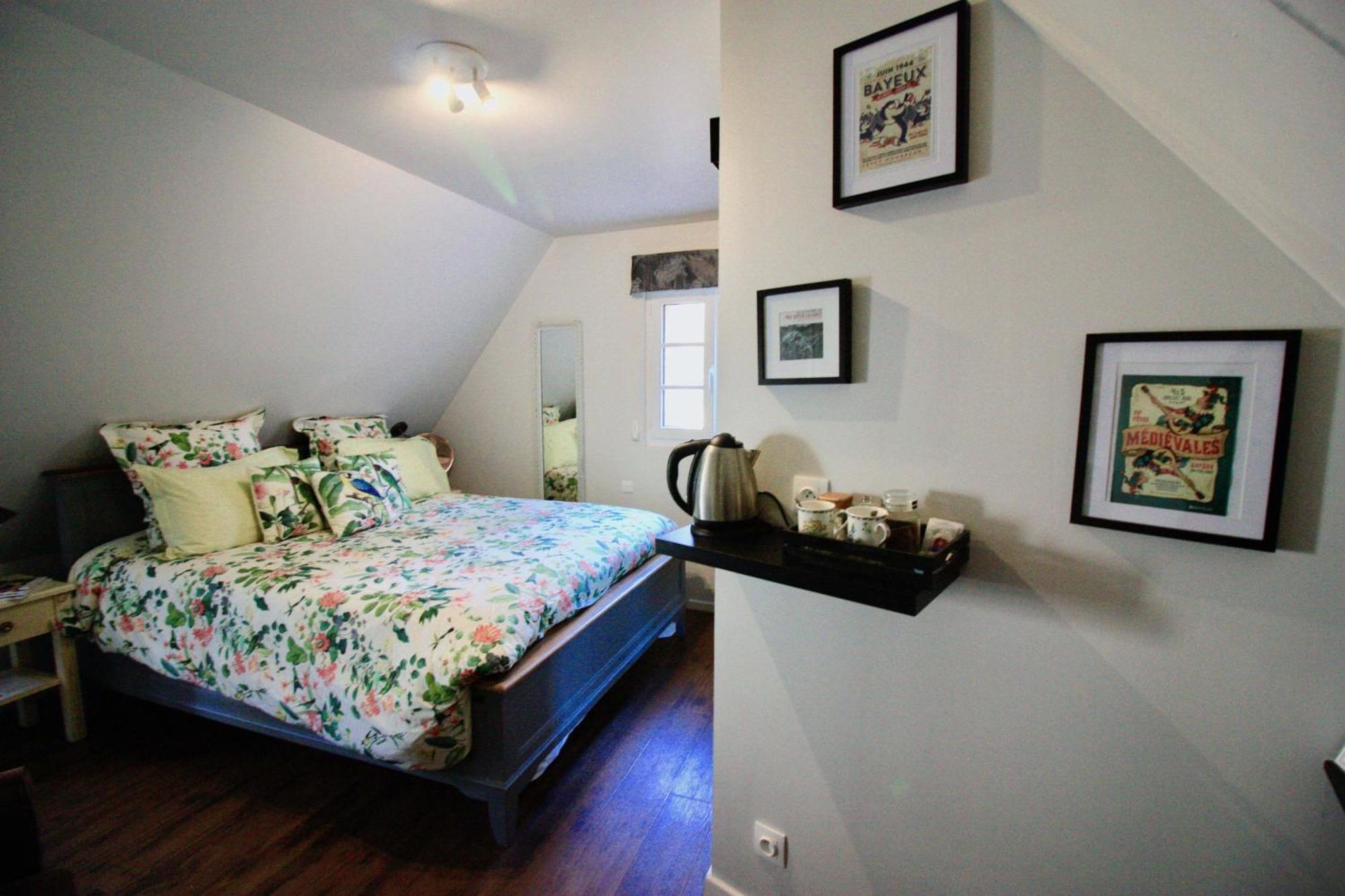 Aggarthi Bed And Breakfast Bayeux Habitación foto
